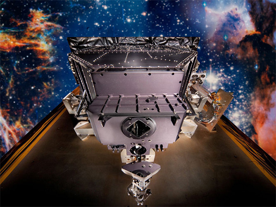 Hubble-Wide-Field-and-Planetary-Camera-2 The Hubble Wide Field and Planetary Camera 2 - Eric Long/NASM